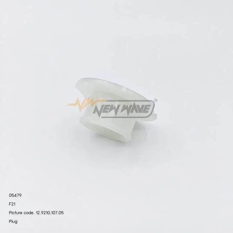 05479 Plug 9800 F21 - GUCUT